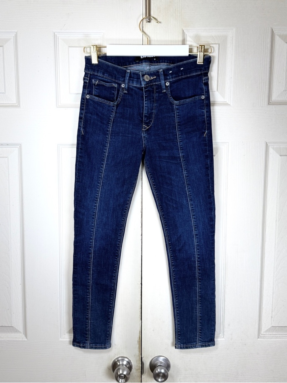 Express Pintuck Mid Rise Cropped Jeans👖